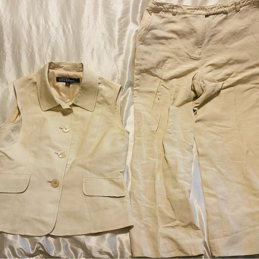 Vest 2 pc set beige